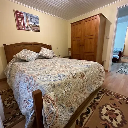 Casa Violeta Nyaraló *